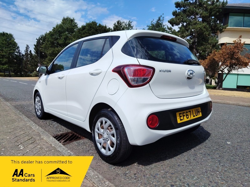 Hyundai I10 1.0 Se Hatchback White #5