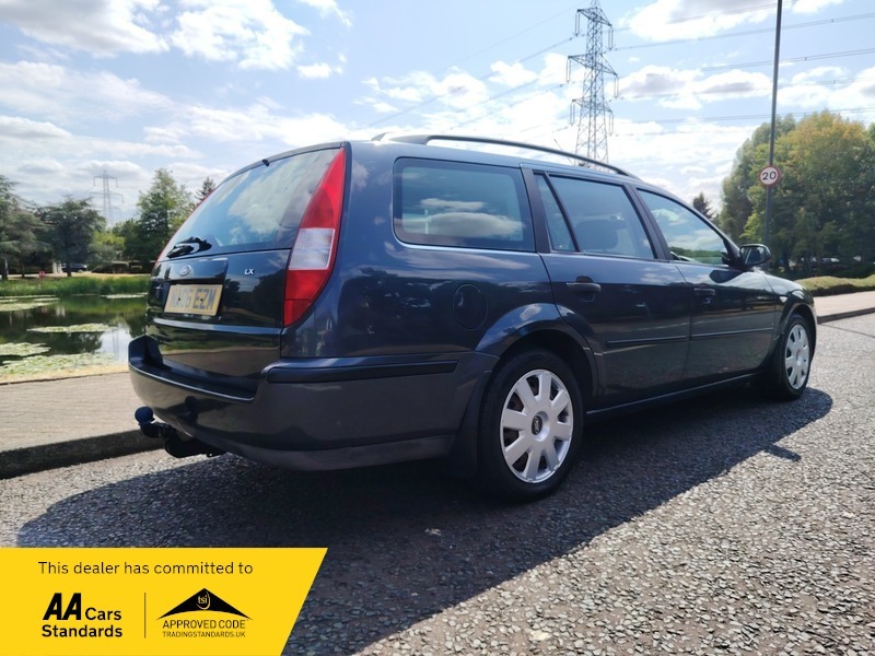 Ford Mondeo 2.0 Ghia X Red #11