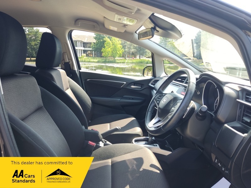 Honda Jazz Jazz Se I-vtec Red #23