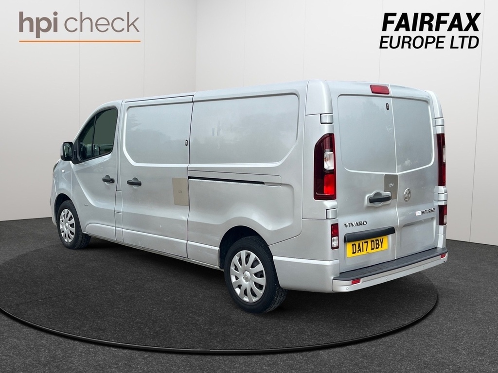 Vauxhall Vivaro Cdti 2900 Biturbo Sportive U426 Ulez Silver #3