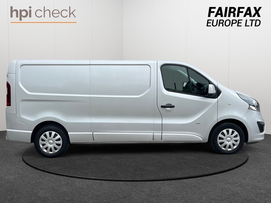 Vauxhall Vivaro Cdti 2900 Biturbo Sportive U426 Ulez Silver #5