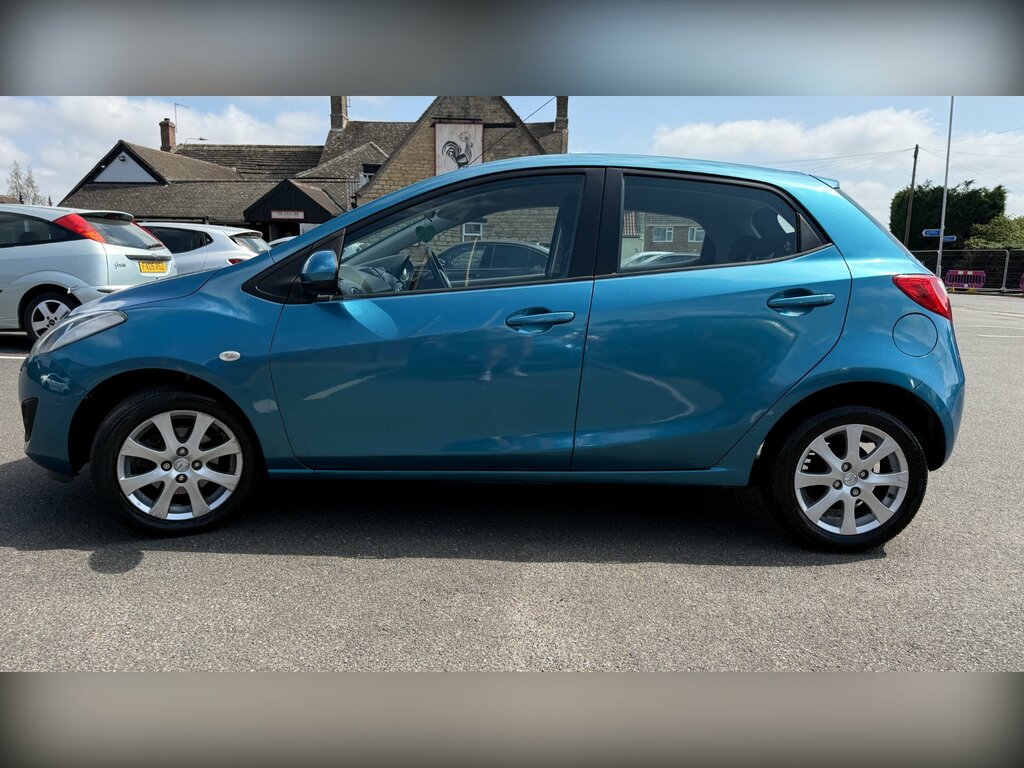 Mazda 2 1.5 Ts2 Hatchback Euro 5 102 Ps Blue