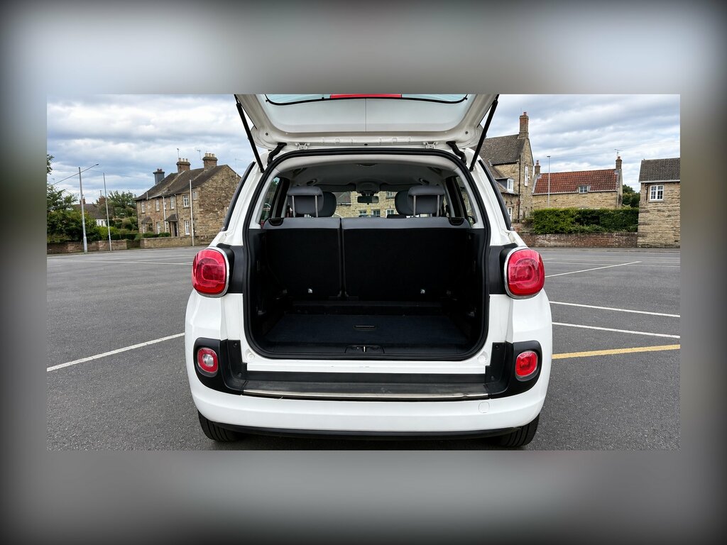 Fiat 500L 1.3 Multijet Pop Star Mpv Dualogic Euro White #2