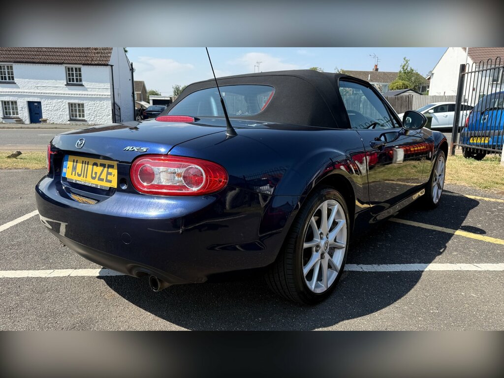 Mazda MX-5 I Se Red #9