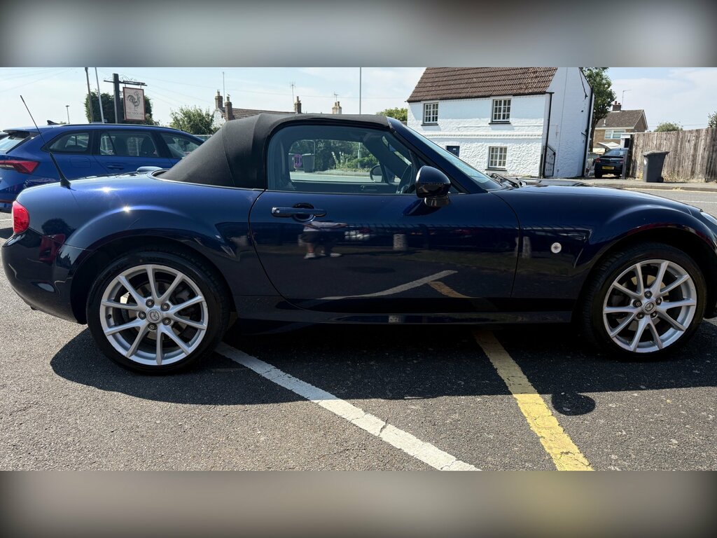 Mazda MX-5 I Se Red #8