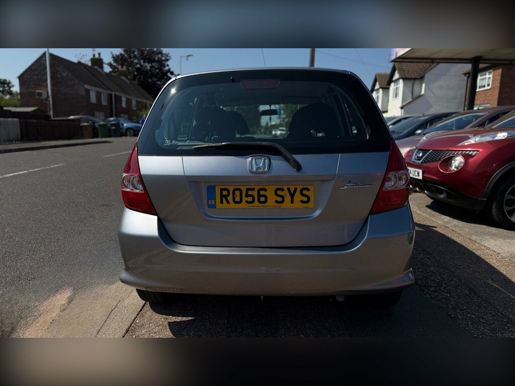 Honda Jazz 1.4 I-dsi Se Hatchback Cvt-7 139 Gkm, Silver #2