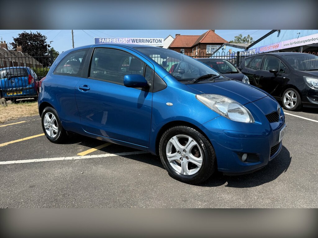 Toyota Yaris 1.4 D-4d Tr Multimode Grey #1