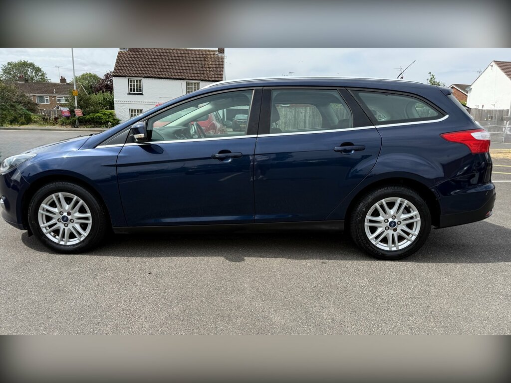 Ford Focus 1.6 Titanium Estate Powershift Euro 5 Blue #4