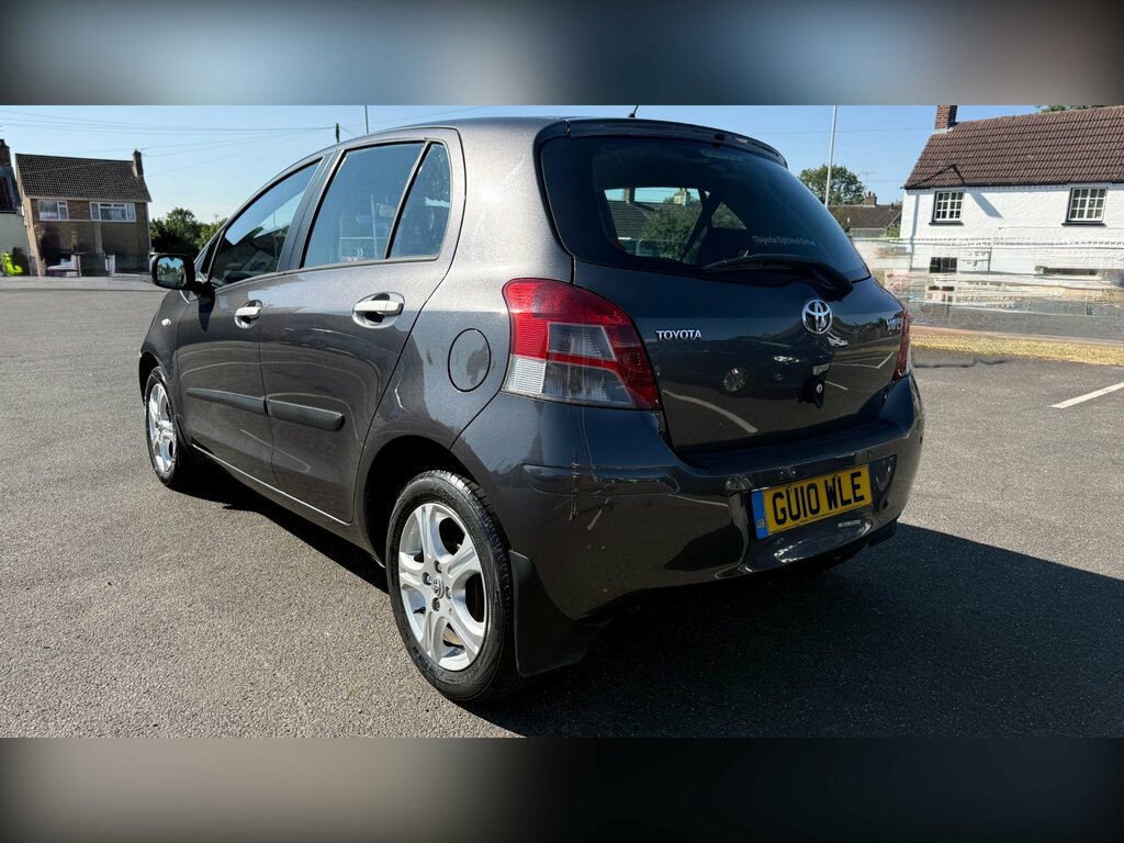 Toyota Yaris 1.33 Dual Vvt-i Tr Hatchback Multimode Grey #4