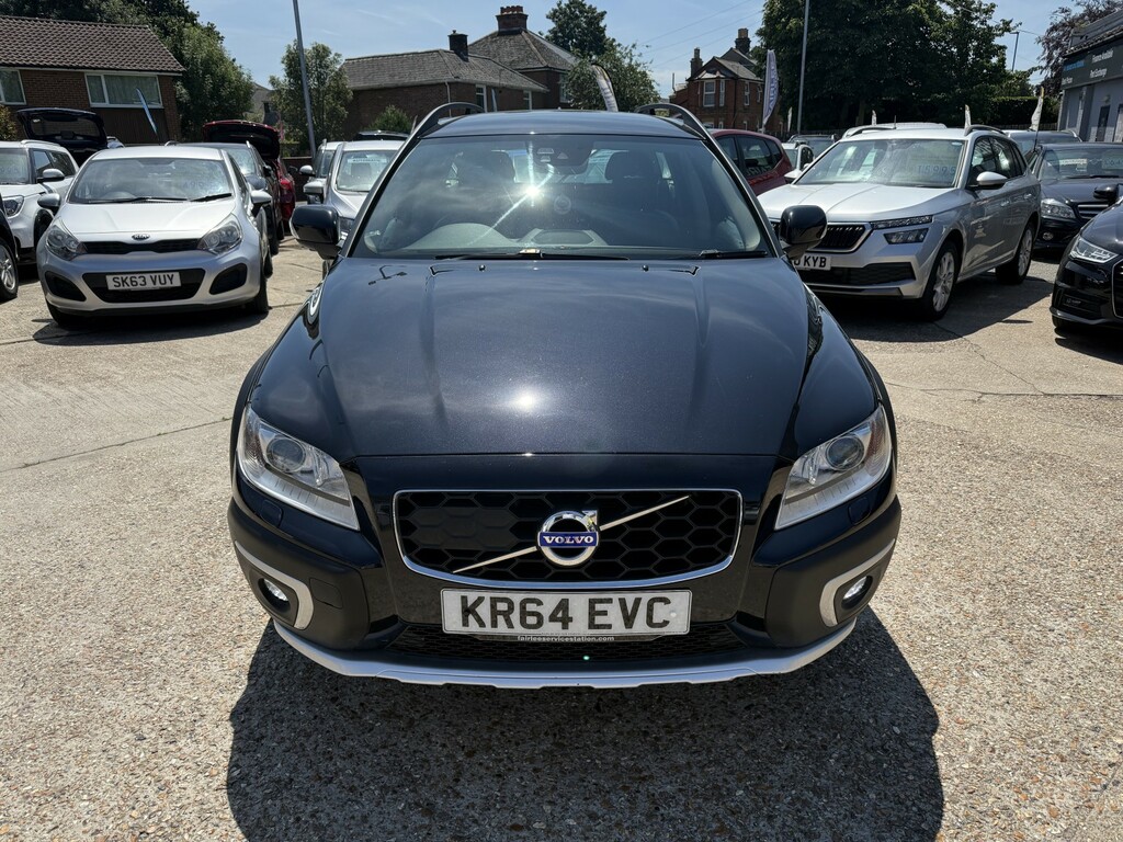 Volvo XC70 Estate 2.4 Se Lux D5 Awd 215Hp 2014 Black #2