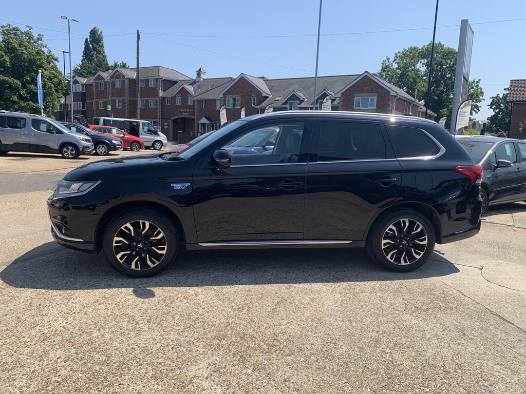 Mitsubishi Outlander Estate 2.0 Phev Gx4h Hybrid 2015 DN65ZBR Black #5