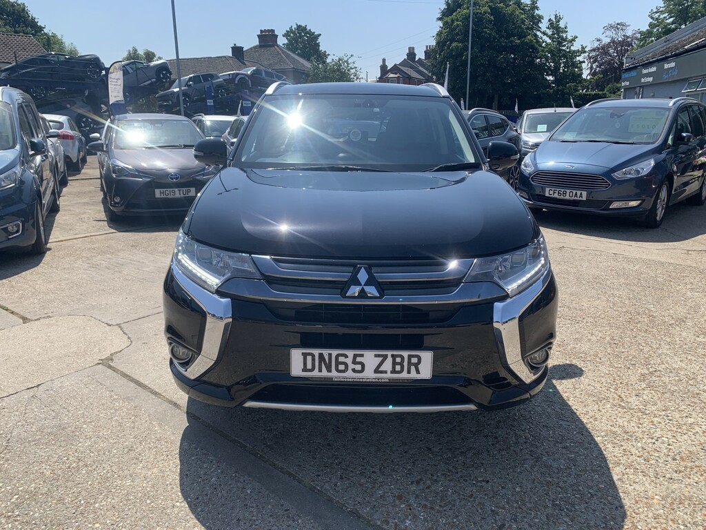 Mitsubishi Outlander Estate 2.0 Phev Gx4h Hybrid 2015 DN65ZBR Black #3