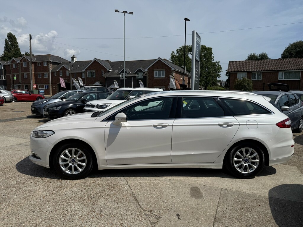 Ford Mondeo 2.0 Tdci Zetec NA66KZP White #4