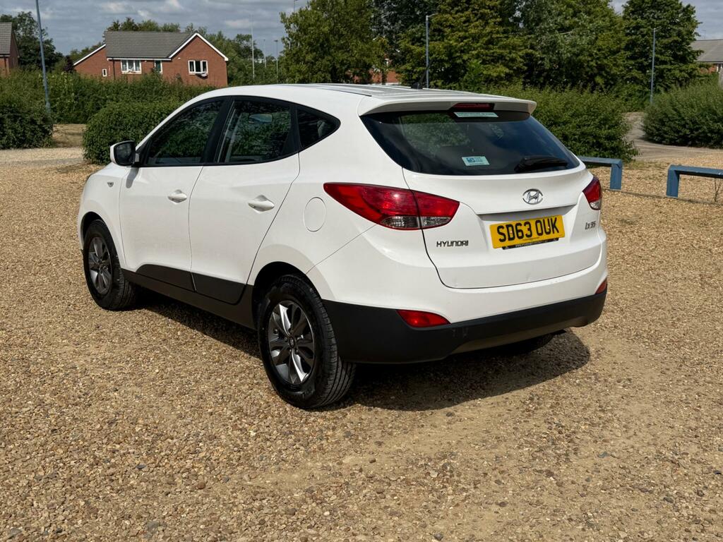 Hyundai Ix35 1.6 Gdi S Euro 5 White #6