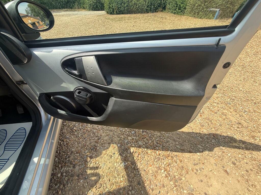 Toyota Aygo 1.0 Vvt-i Move Euro 5 Blue #24