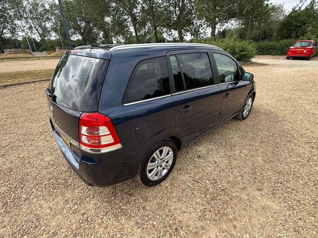 Vauxhall Zafira 1.6 16V Exclusiv Mpv Euro 5 115 Silver #18