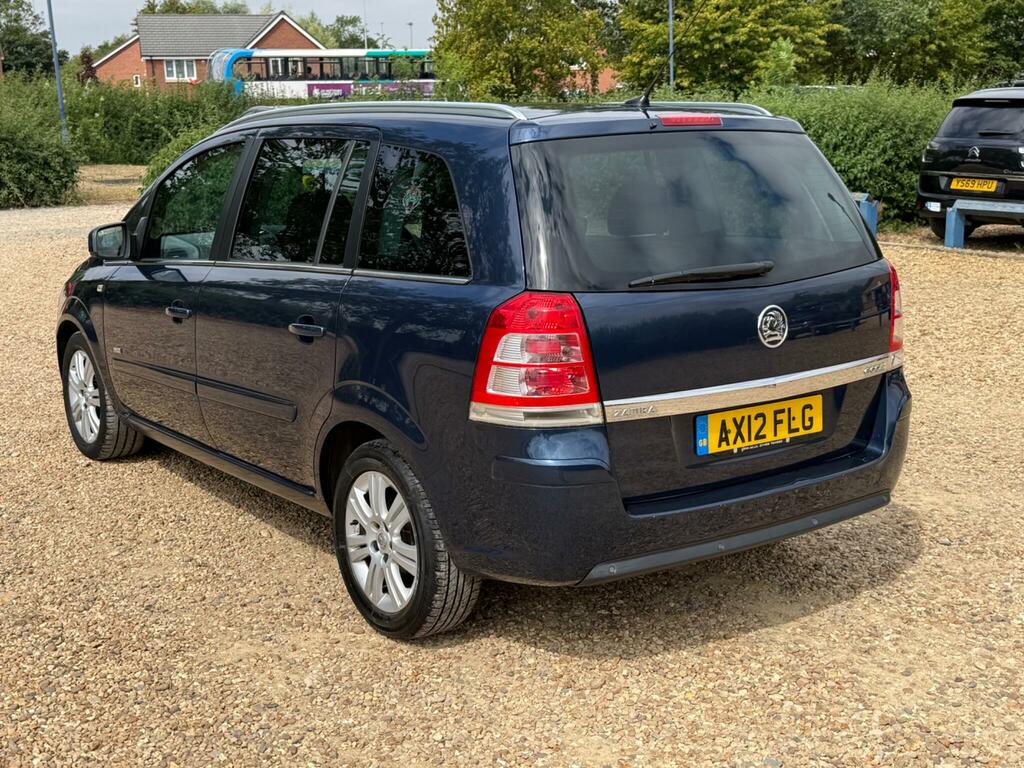 Vauxhall Zafira 1.6 16V Exclusiv Mpv Euro 5 115 Silver #7