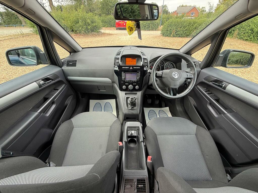 Vauxhall Zafira 1.6 16V Exclusiv Mpv Euro 5 115 Silver #23