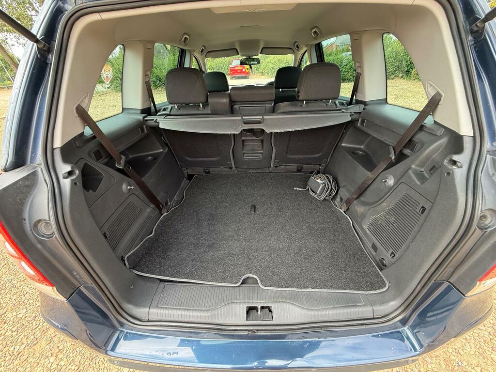 Vauxhall Zafira 1.6 16V Exclusiv Mpv Euro 5 115 Silver #26