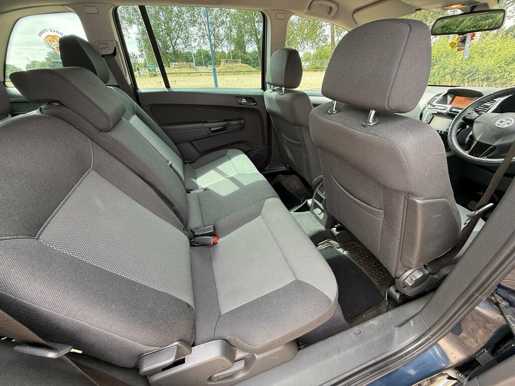 Vauxhall Zafira 1.6 16V Exclusiv Mpv Euro 5 115 Silver #27