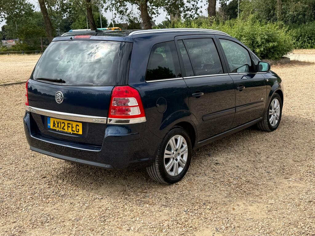 Vauxhall Zafira 1.6 16V Exclusiv Mpv Euro 5 115 Silver #9