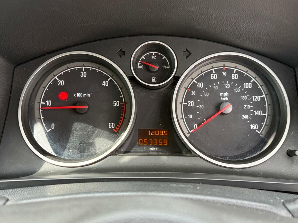 Vauxhall Zafira 1.6 16V Exclusiv Mpv Euro 5 115 Silver #34