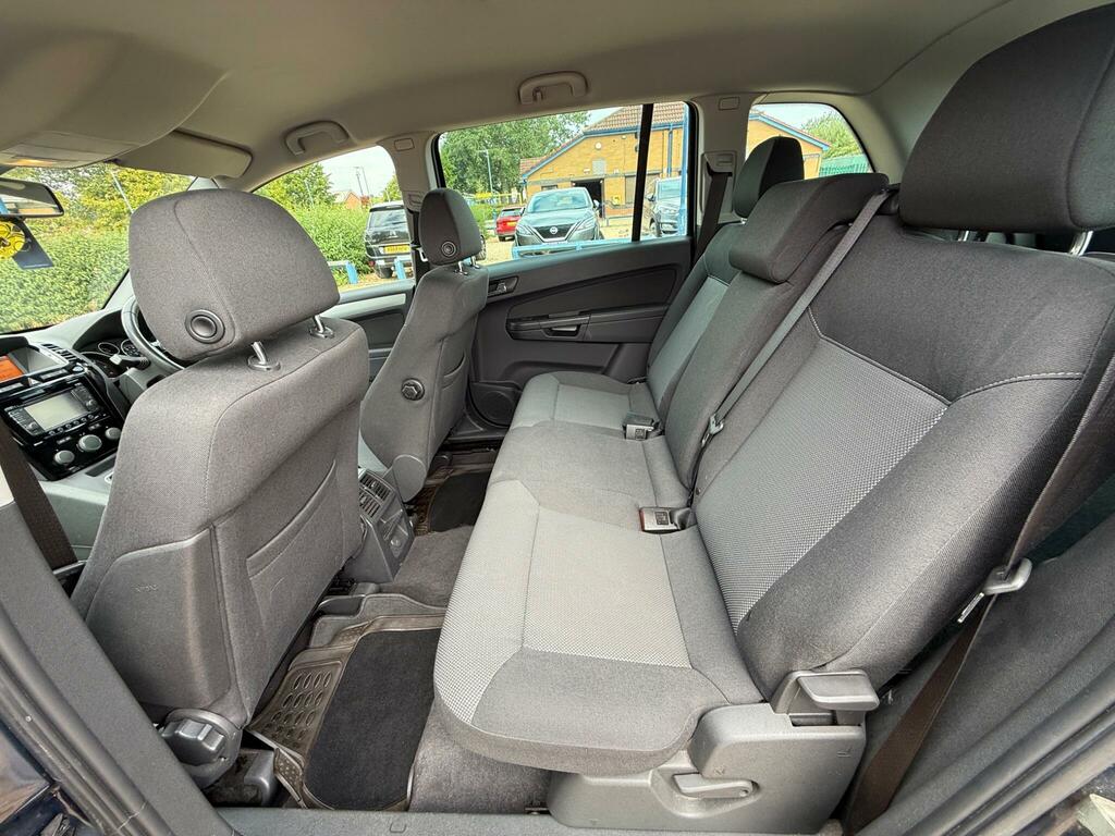 Vauxhall Zafira 1.6 16V Exclusiv Mpv Euro 5 115 Silver #22