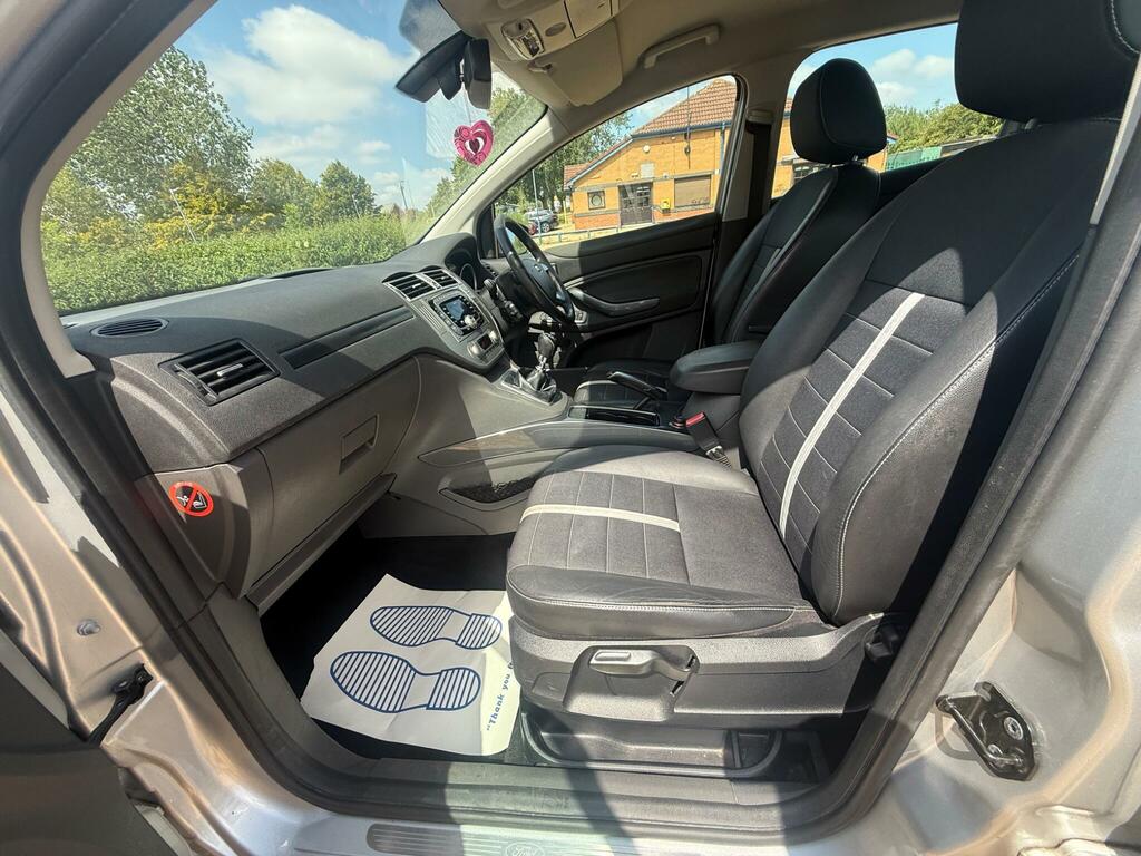 Ford Kuga Black #20