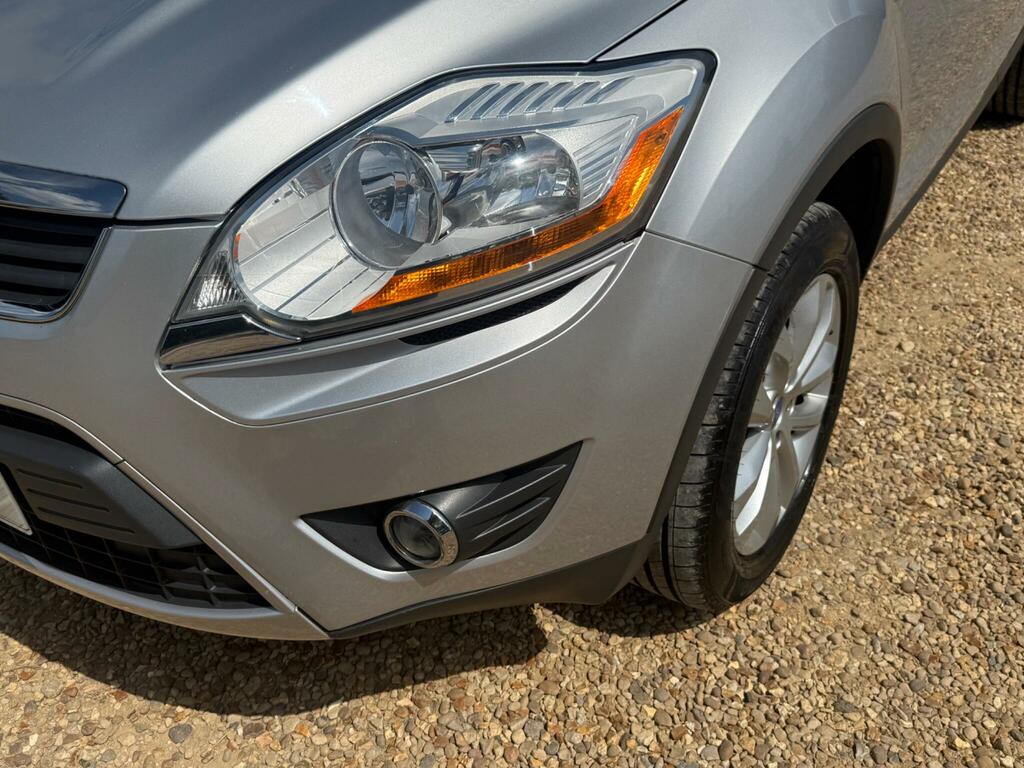 Ford Kuga Black #13
