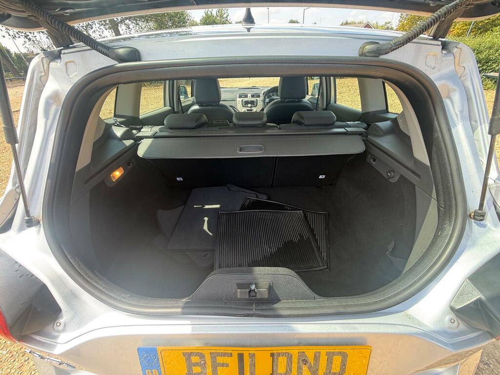 Ford Kuga Black #28