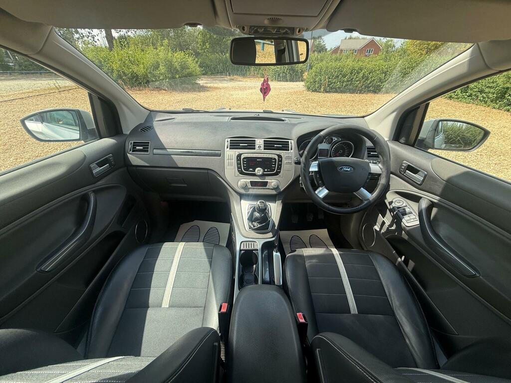 Ford Kuga Black #24