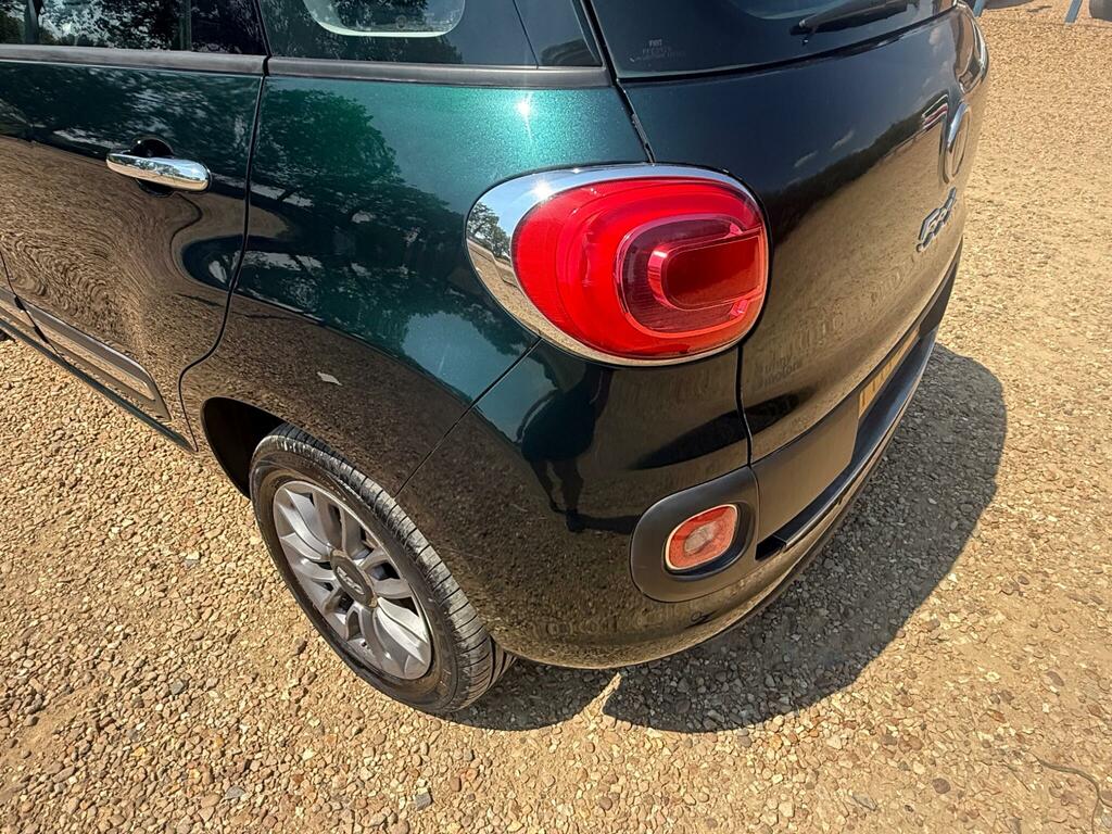 Fiat 500L Easy White #16