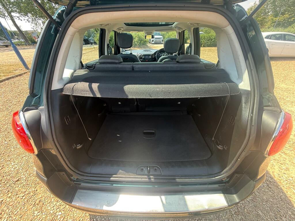 Fiat 500L Easy White #28