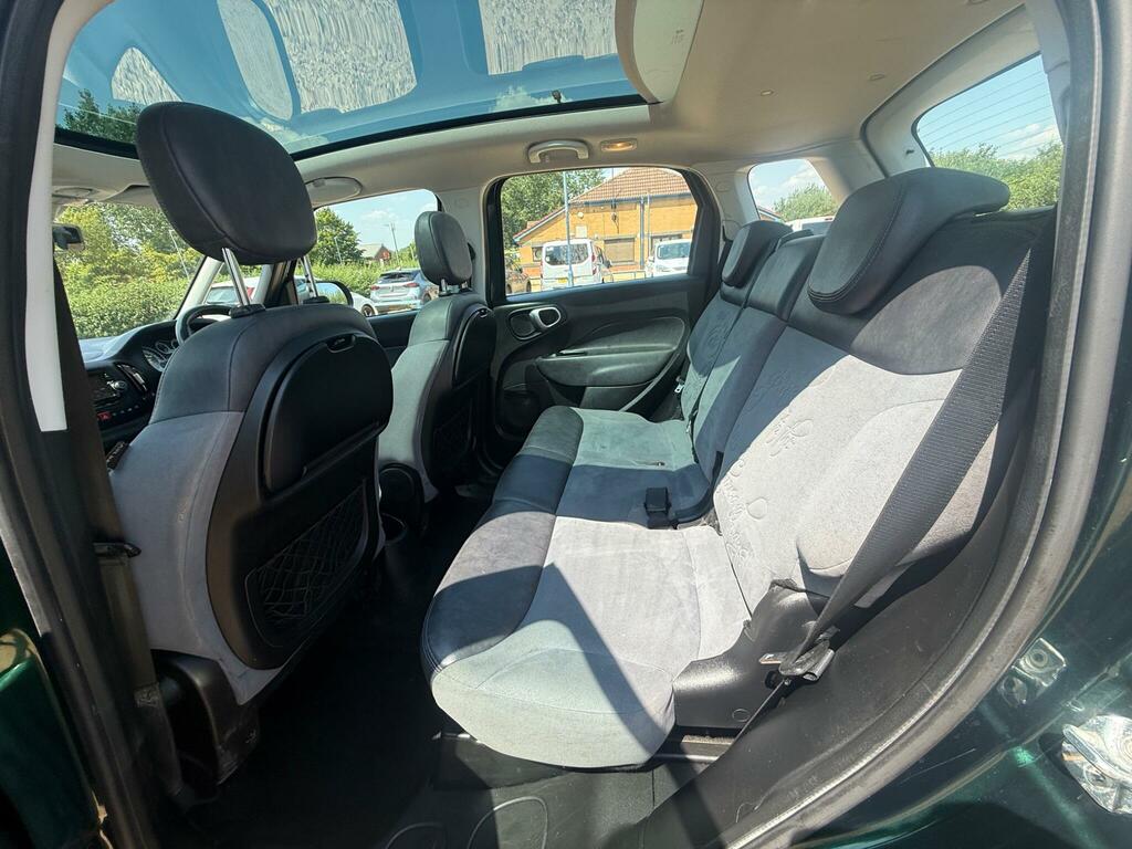 Fiat 500L Easy White #23
