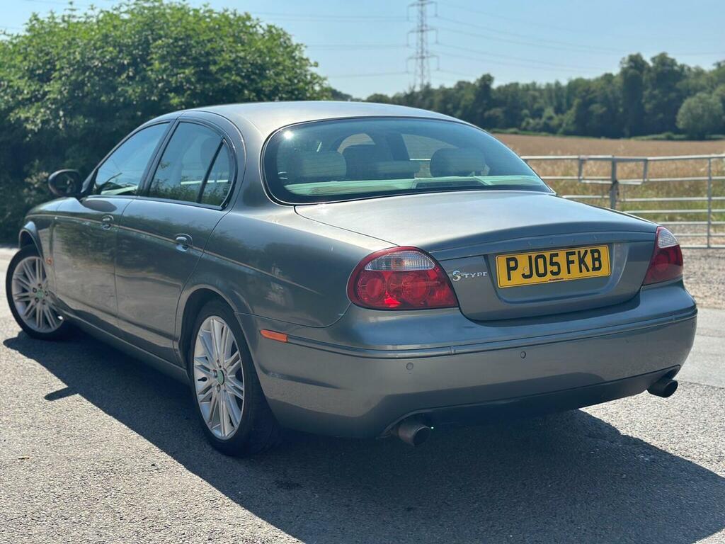 Jaguar S-Type Saloon 2.5 Red #7