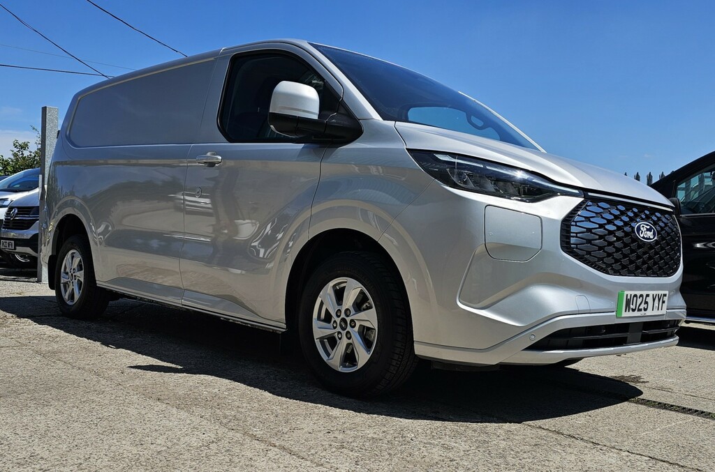 Ford Transit Custom Panel Van 320 65Kwh Limited L1 H1 20252 Silver #4