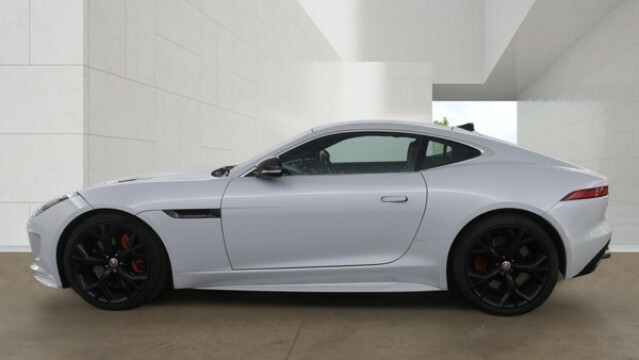 Jaguar F-Type 5.0 V8 R White #2