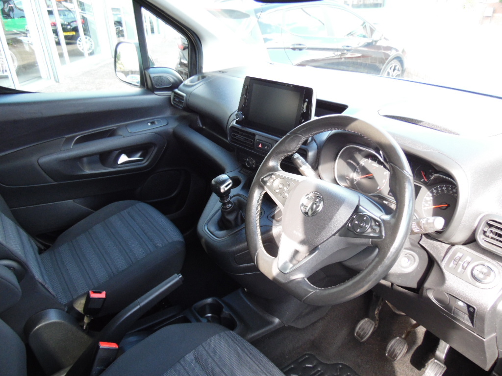 Vauxhall Combo Life Combo Life 1.2 Turbo 130 Se Estate Grey #13