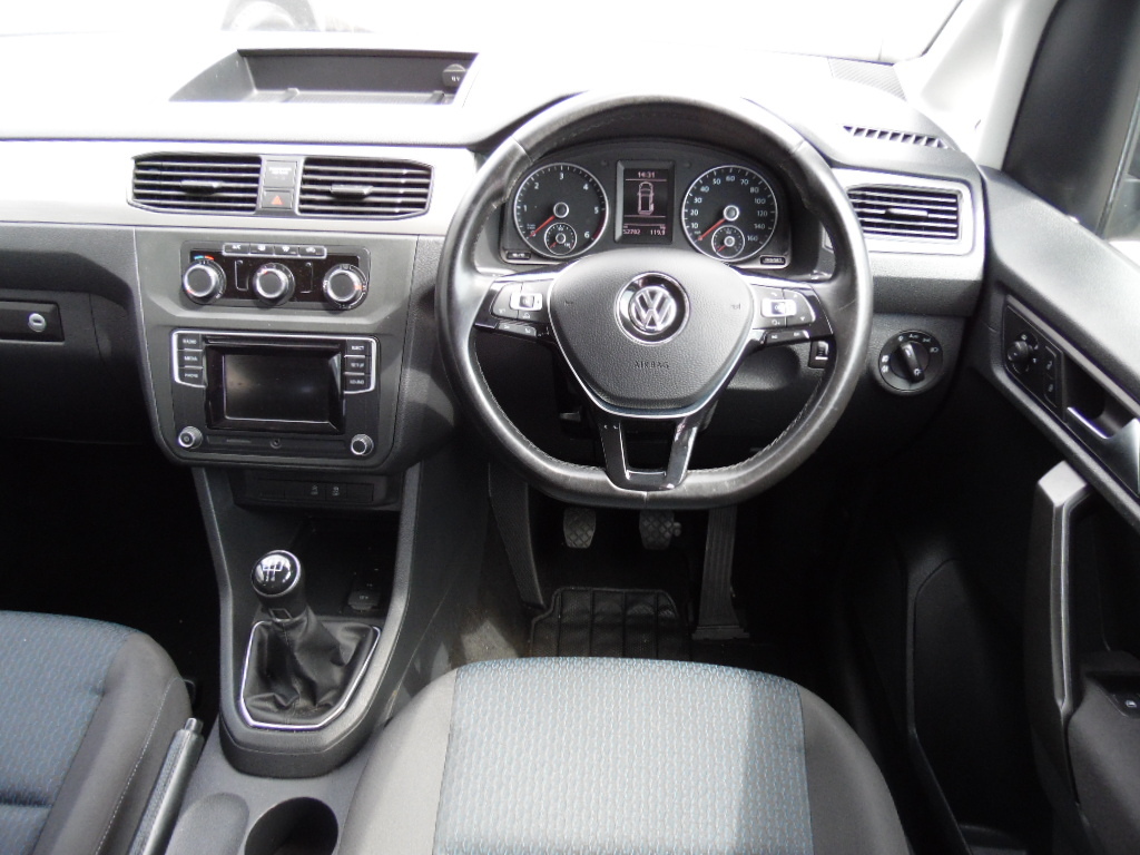 Volkswagen Caddy Life Mpv White #16