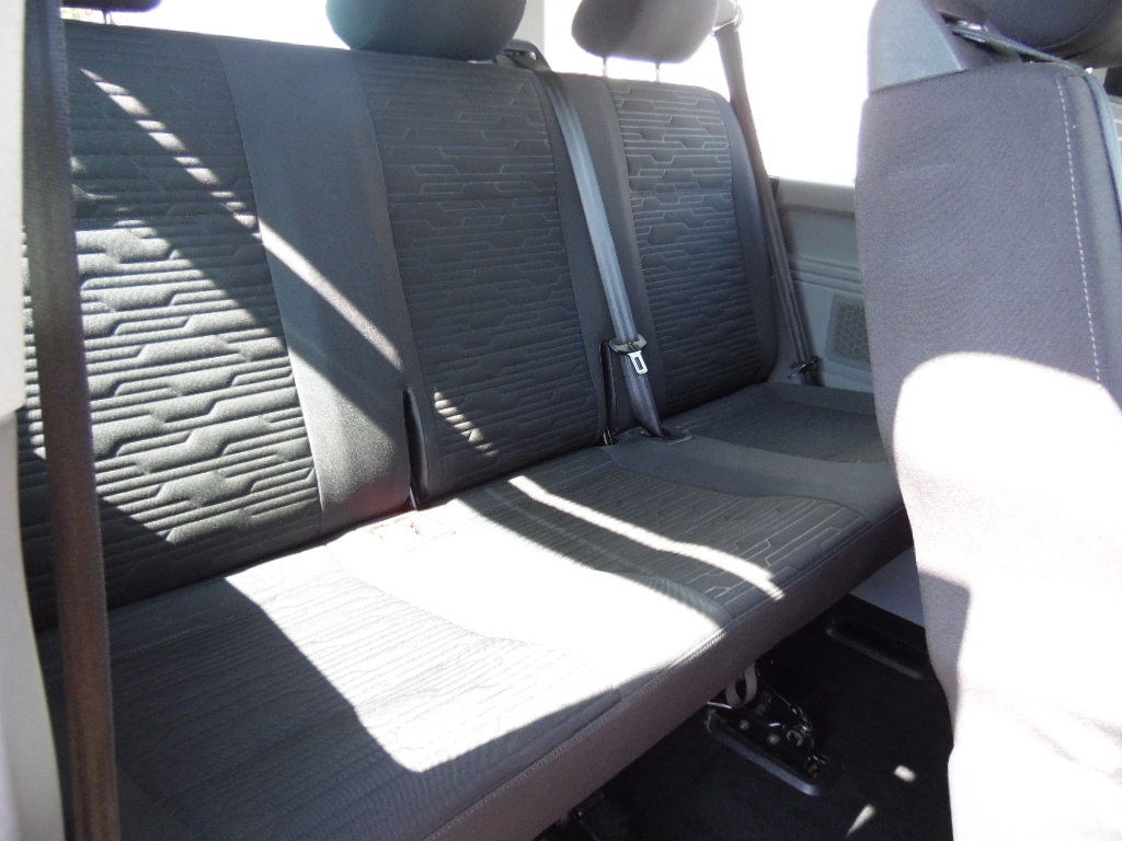 Volkswagen Transporter Shuttle Se Swb 150 Ps 2.0 Tdi 7Sp Dsg Grey #12