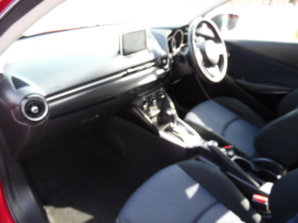 Mazda 2 Skyactiv-g Sport Nav Euro 6 Ss 90 Ps Silver #14