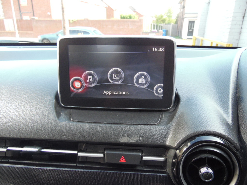 Mazda 2 Skyactiv-g Sport Nav Euro 6 Ss 90 Ps Silver #24