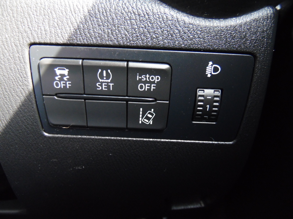 Mazda 2 Skyactiv-g Sport Nav Euro 6 Ss 90 Ps Silver #19