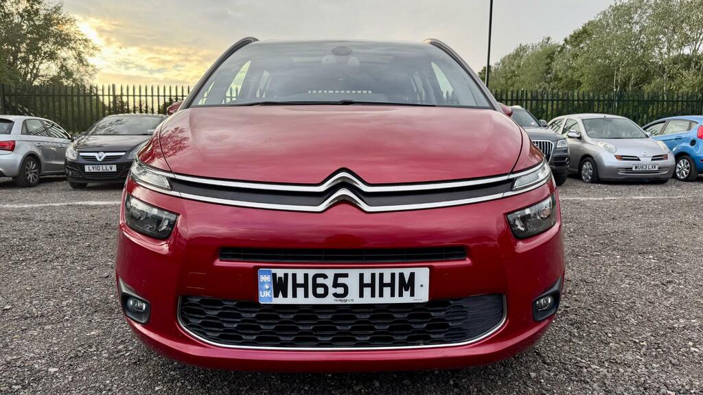 Citroen Grand C4 Picasso Exclusive Red