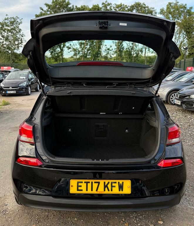 Hyundai I30 1.4L T-gdi Se Nav 139 Bhp Blue #42