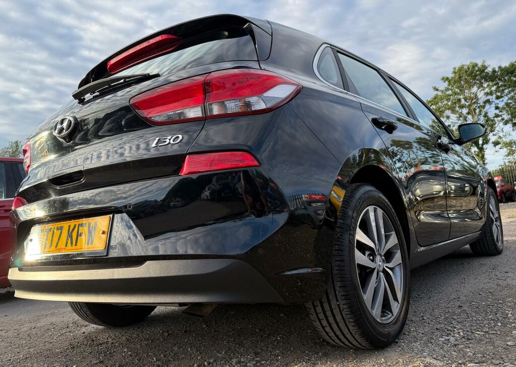 Hyundai I30 1.4L T-gdi Se Nav 139 Bhp Blue #15