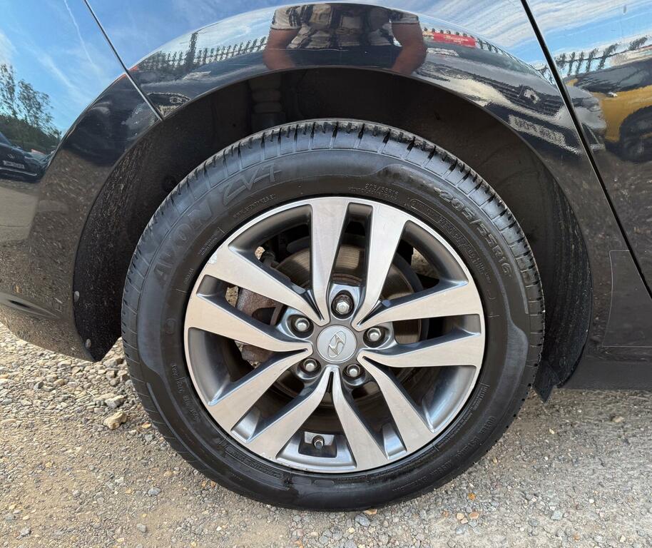 Hyundai I30 1.4L T-gdi Se Nav 139 Bhp Blue #33