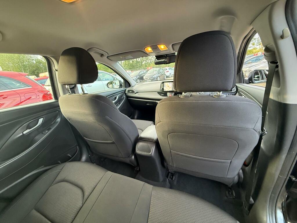 Hyundai I30 1.4L T-gdi Se Nav 139 Bhp Blue #24