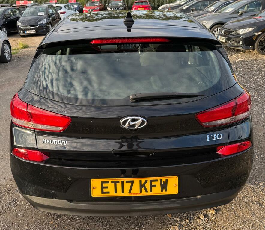 Hyundai I30 1.4L T-gdi Se Nav 139 Bhp Blue #10