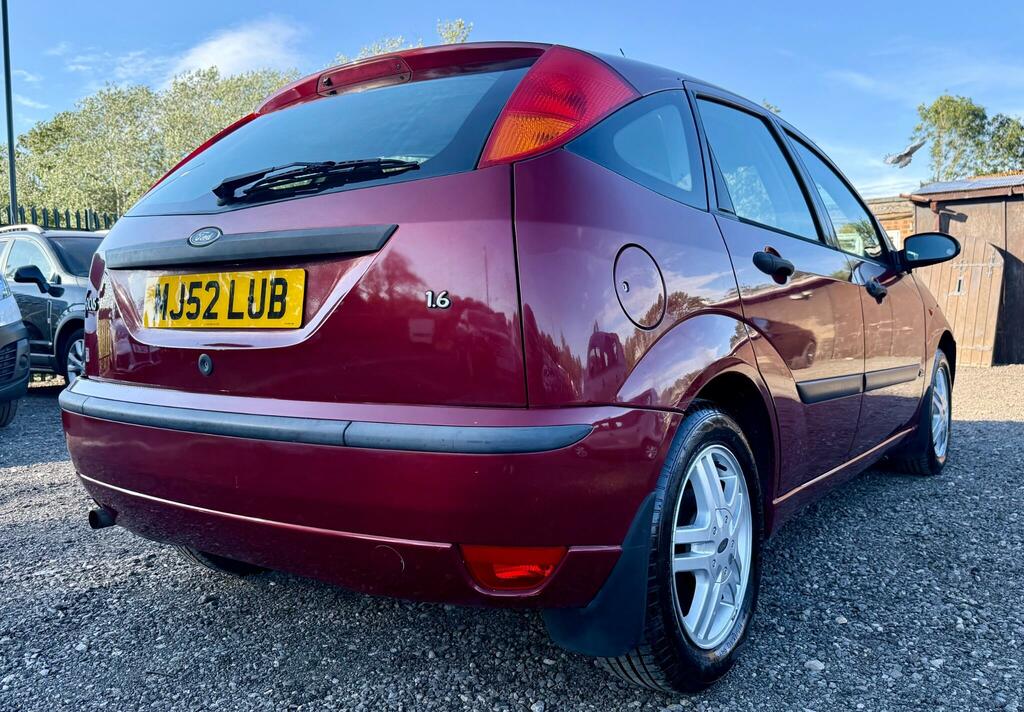 Ford Focus 1.8 Ghia Genuine 62000 Miles From New Silver #11